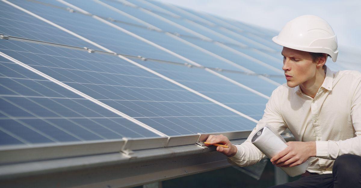 Por que a documentação técnica é vital para sua usina solar